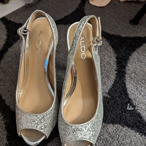 Aldo heels size 5 1/2